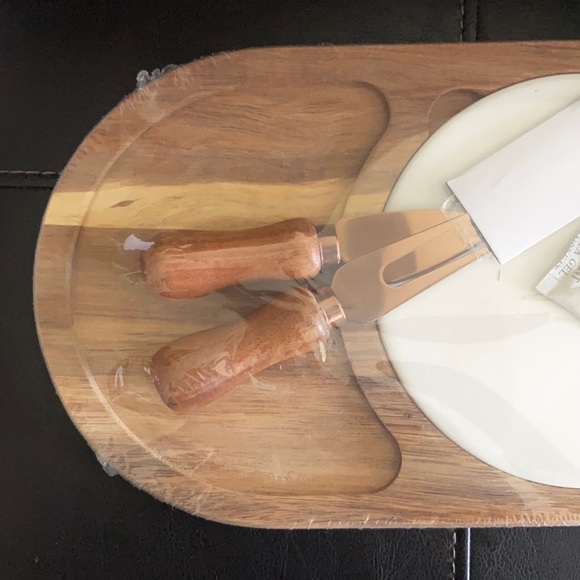 Twine Living Co. Gourmet Wood & Ceramic Cheese Board Set - Picture 5 of 14